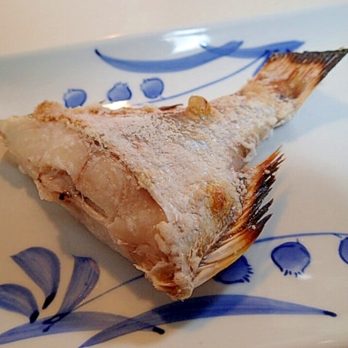 鯛の切り身の塩焼き レシピ 作り方 By ぷ みぃまま 楽天レシピ 鯛の切り身の塩焼き レシピ 作り方 By ぷ みぃまま 楽天レシピ